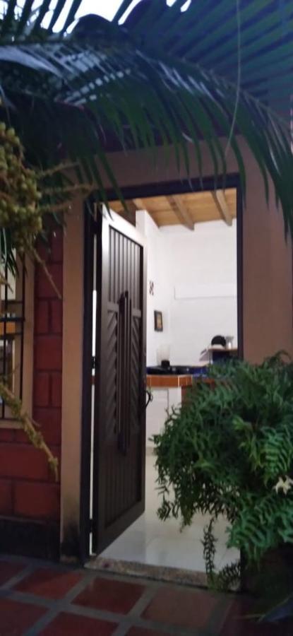 Habitacion Triple Con Cocina Y Bano Privado Necoclí Kültér fotó
