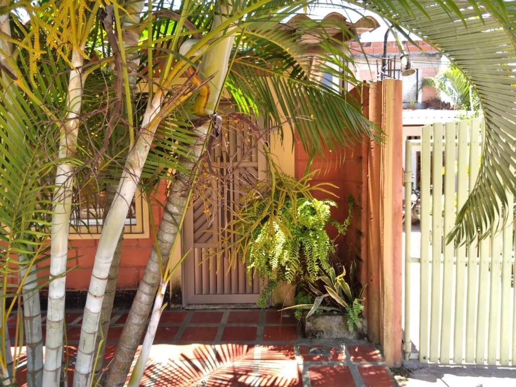 Habitacion Triple Con Cocina Y Bano Privado Necoclí Kültér fotó